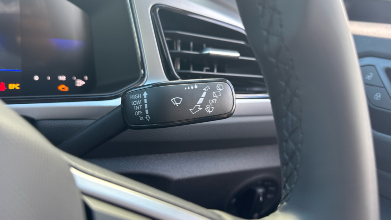 Volkswagen T-Roc 1.0 TSI 115 Life 5dr Petrol Hatchback